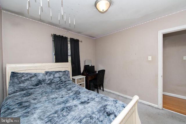 10 LAKEVILLA DR, Voorhees, NJ 08043