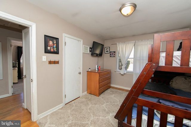 10 LAKEVILLA DR, Voorhees, NJ 08043