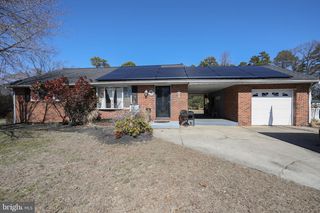 10 LAKEVILLA DR, Voorhees, NJ 08043