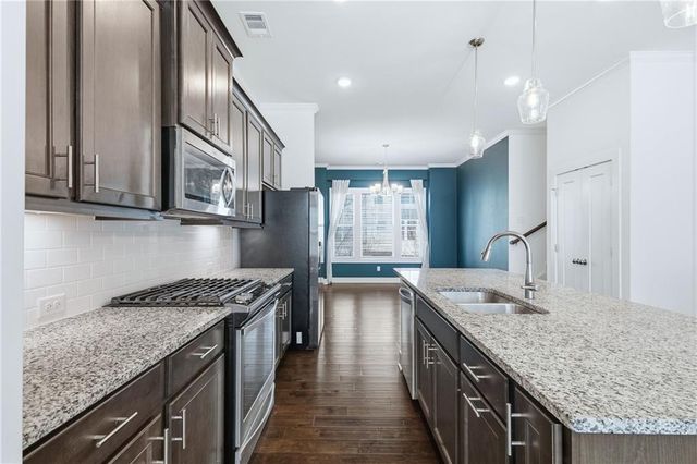 2159 Colvin NW Court, Atlanta, GA 30318