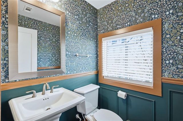 2159 Colvin NW Court, Atlanta, GA 30318