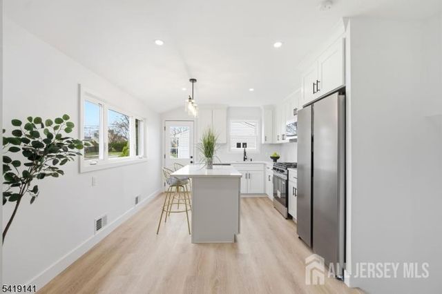 317 Ledden Terrace, South Plainfield, NJ 07080