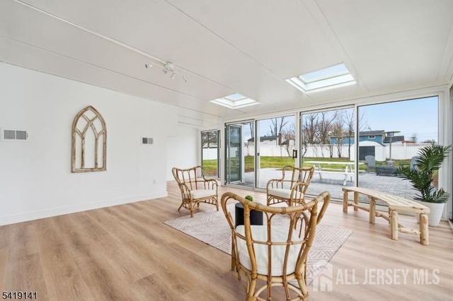 317 Ledden Terrace, South Plainfield, NJ 07080