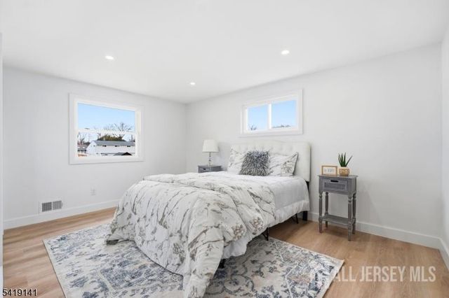 317 Ledden Terrace, South Plainfield, NJ 07080