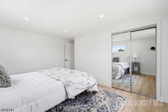 317 Ledden Terrace, South Plainfield, NJ 07080