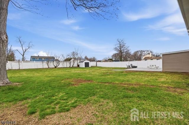 317 Ledden Terrace, South Plainfield, NJ 07080