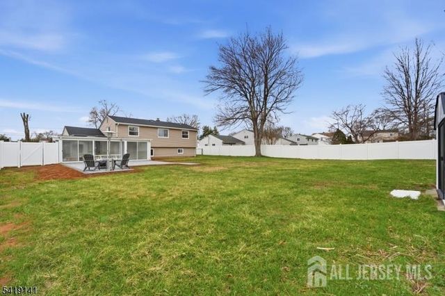 317 Ledden Terrace, South Plainfield, NJ 07080