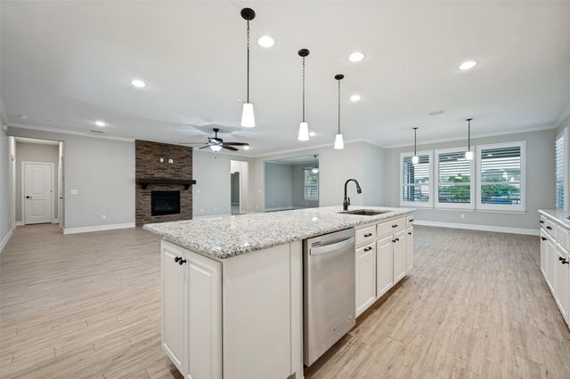 700 Freedom Lane, Little Elm, TX 76227