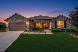 700 Freedom Lane, Little Elm, TX 76227