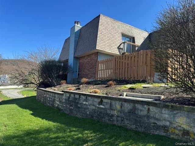 28 Laudaten Way, Warwick, NY 10990