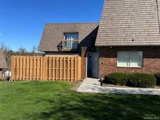 28 Laudaten Way, Warwick, NY 10990