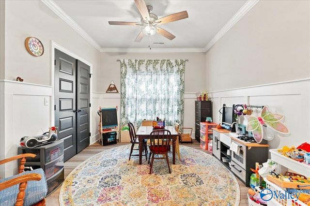 9 Thicket Grove Circle SW, Huntsville, AL 35803