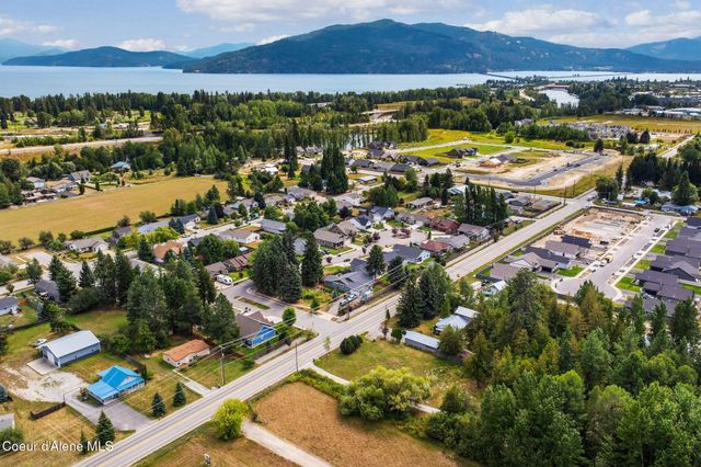 2413 N Boyer Ave, Sandpoint, ID 83864