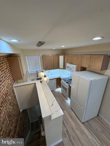 832 S KENWOOD AVE, Baltimore, MD 21224