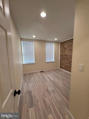 832 S KENWOOD AVE, Baltimore, MD 21224