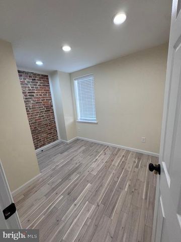 832 S KENWOOD AVE, Baltimore, MD 21224