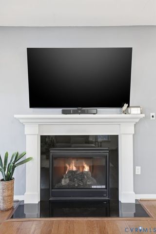 6811 Southwalk Hts, Moseley, VA 23120