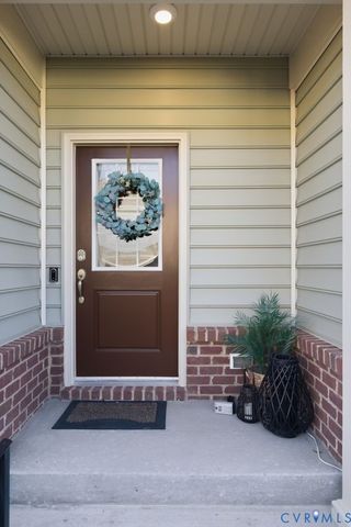 6811 Southwalk Hts, Moseley, VA 23120