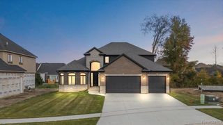 50352 Sawgrass Drive, Macomb Township, MI 48042