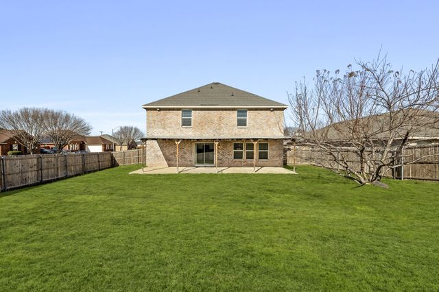 603 Sotogrande Street, Grand Prairie, TX 75051