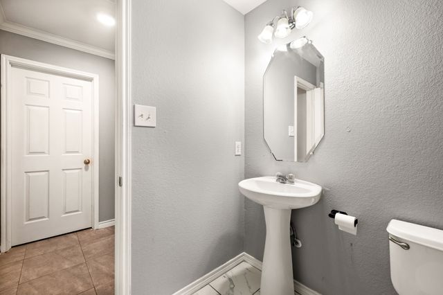 603 Sotogrande Street, Grand Prairie, TX 75051