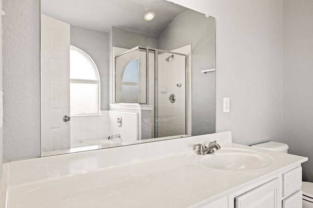 603 Sotogrande Street, Grand Prairie, TX 75051