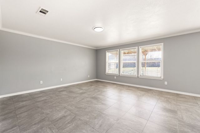 603 Sotogrande Street, Grand Prairie, TX 75051