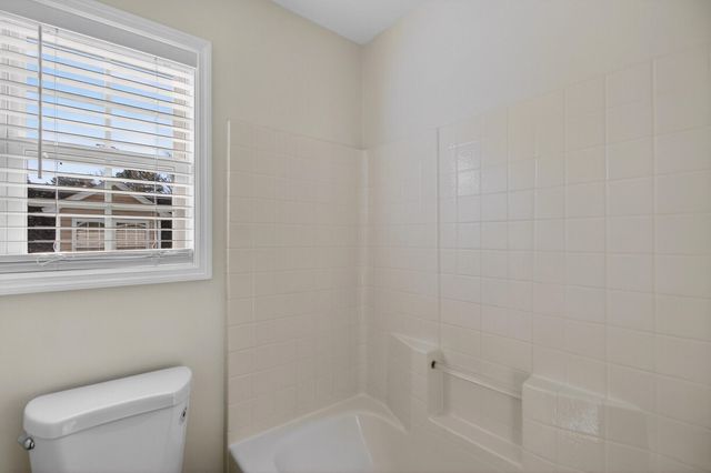 178 Thousand Oaks Circle, Goose Creek, SC 29445