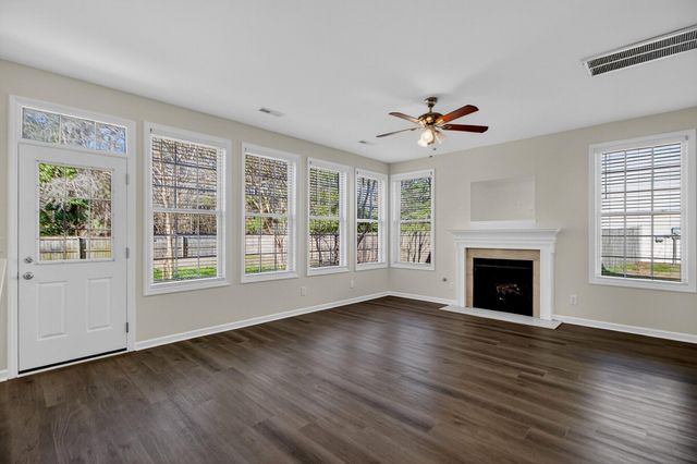 178 Thousand Oaks Circle, Goose Creek, SC 29445