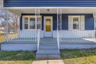 807 S 12th Street, Wilmington, NC 28401