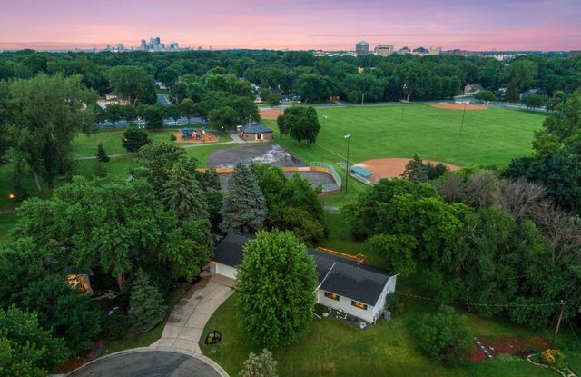 7329 Ridgeway Road, Golden Valley, MN 55427