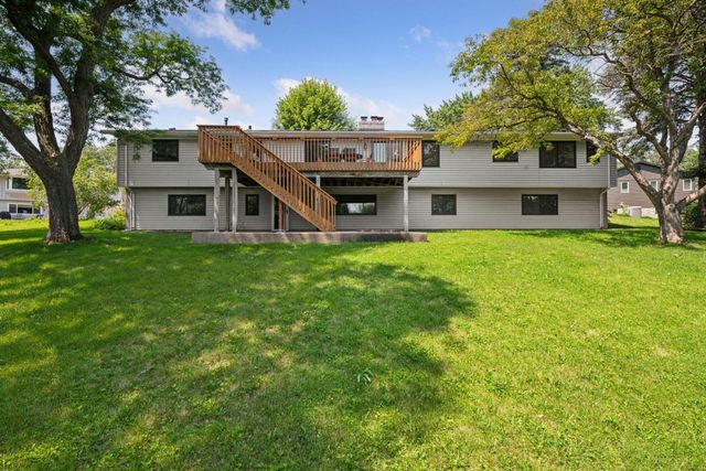 7329 Ridgeway Road, Golden Valley, MN 55427