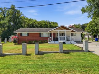 204 Meadowbrook Dr, SE, Cleveland, TN 37323