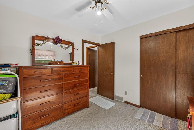 2108 Hemlock STREET, West Bend, WI 53090