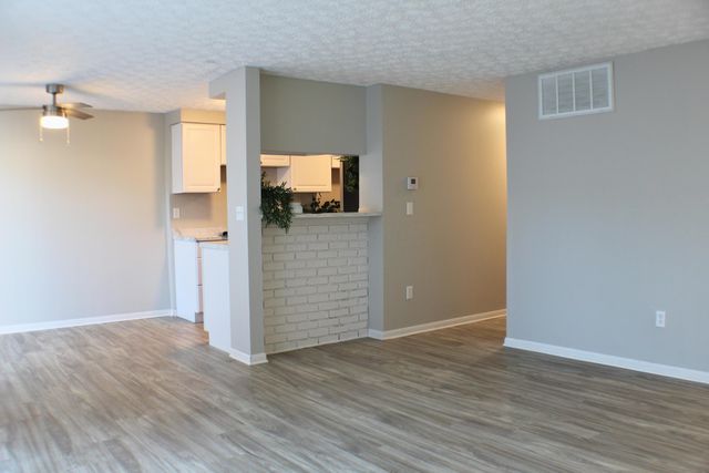 2472 Nassau Drive, Columbus, OH 43232