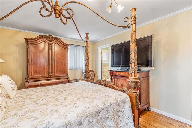 264-47 Grand Central Parkway, Flushing, NY 11362