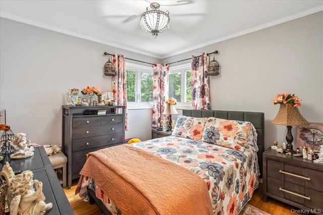 264-47 Grand Central Parkway, Flushing, NY 11362