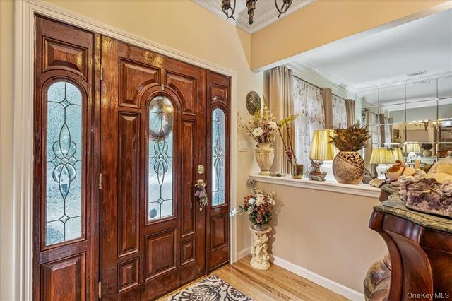 264-47 Grand Central Parkway, Flushing, NY 11362