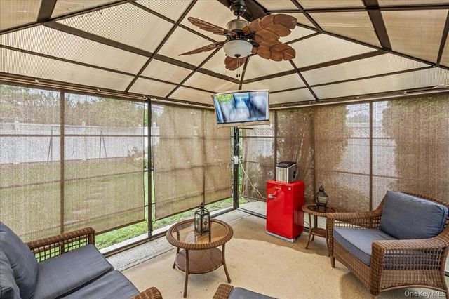 264-47 Grand Central Parkway, Flushing, NY 11362