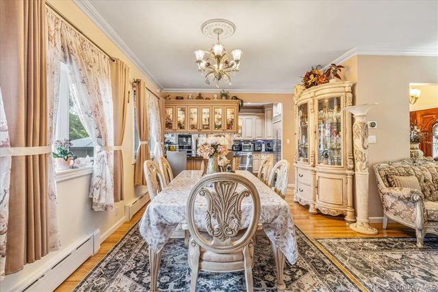 264-47 Grand Central Parkway, Flushing, NY 11362