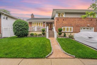 264-47 Grand Central Parkway, Flushing, NY 11362