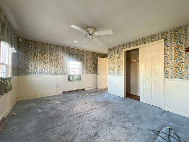 44 Arrowhead Ln, Dartmouth, MA 02748