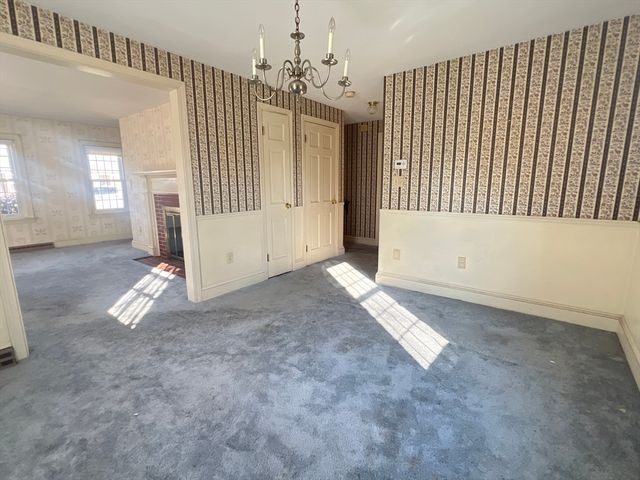 44 Arrowhead Ln, Dartmouth, MA 02748