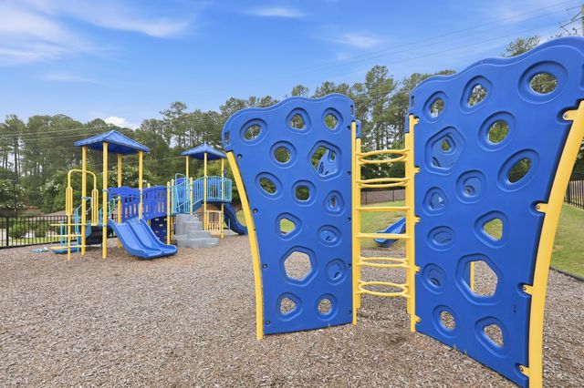 555 Spire Bend, Apex, NC 27523