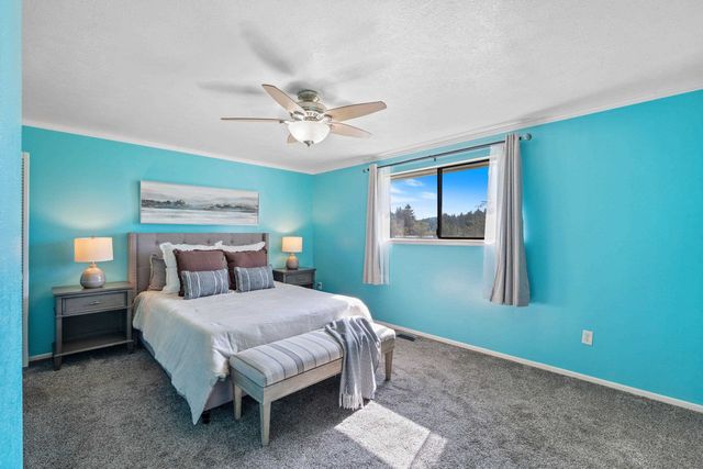 1217 S Pioneer Ct, Spokane Valley, WA 99037