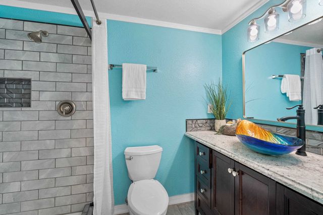 1217 S Pioneer Ct, Spokane Valley, WA 99037