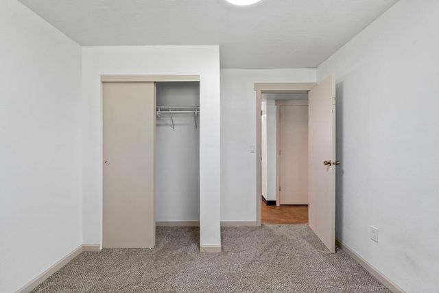 1217 S Pioneer Ct, Spokane Valley, WA 99037