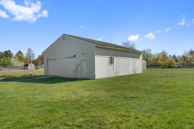 1217 S Pioneer Ct, Spokane Valley, WA 99037