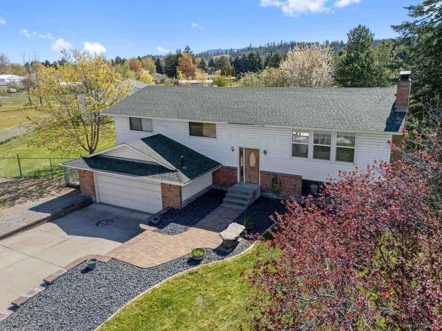 1217 S Pioneer Ct, Spokane Valley, WA 99037