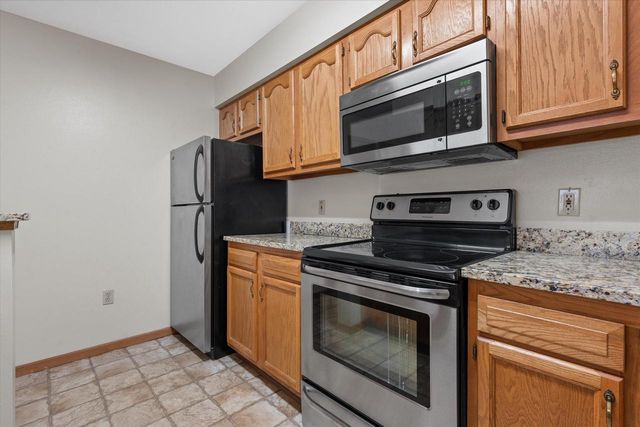 7972 N 107th STREET, Milwaukee, WI 53224